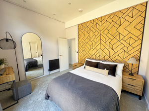 Photo 11- click for photo gallery